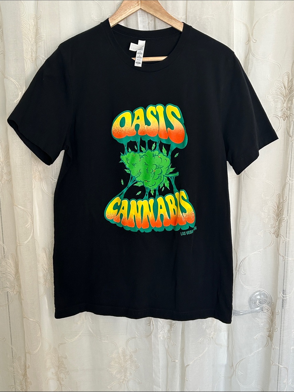 Oasis Cannabis Las Vegas NV Black Trippy Graphic Tee L
